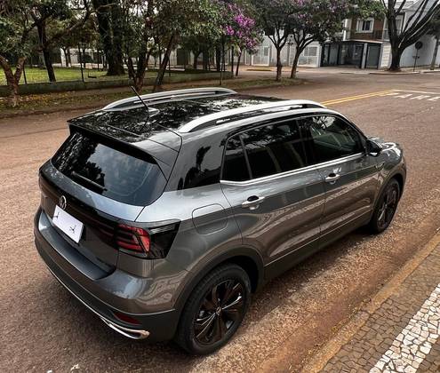 VOLKSWAGEN T-CROSS 1.4 250 TSI TOTAL FLEX HIGHLINE AUTOMÁTICO